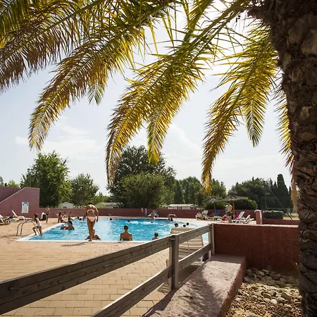 Village Les Abricotiers By Popinns Hotel