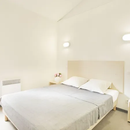 Hotel Village Les Abricotiers By Popinns